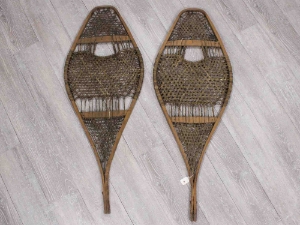 Used Snowshoes: Collector Quality: Gallery Item 