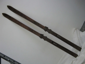 Pair of Used Wood Skis: Gallery Item 