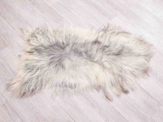 Icelandic Sheepskin: Gray: 110-120cm or 44" to 48": Gallery Item 