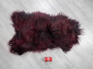 Dyed Icelandic Sheepskin: Burgundy: 110-120cm or 44" to 48": Gallery Item 