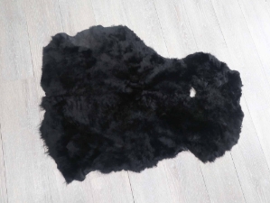 Dyed Icelandic Sheepskin Shearling: Suede: Nero: Gallery Item 
