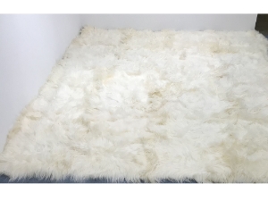 Icelandic Sheepskin Rug: ~12x12 ft: White: Gallery item 