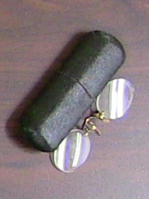 Vintage Pince Nez with Case: Gallery Item 