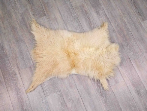 Argentine Fly-Fishing Goat Skin: Gallery Item 