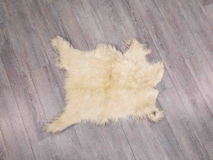 Argentine Fly-Fishing Goat Skin: Gallery Item 
