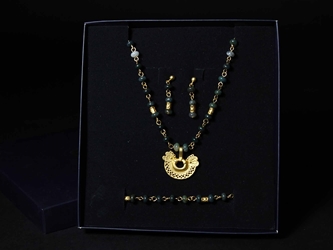 Reproduction Pre-Colombian Earring, Necklace & Bracelet Jewelry Set: Gallery Item 