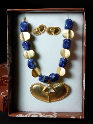 Reproduction Pre-Colombian Earring & Necklace Jewelry Set: Gallery Item 