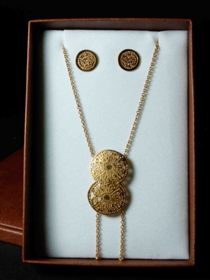 Reproduction Pre-Colombian Earring & Necklace Jewelry Set: Gallery Item 