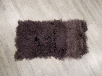 Discounted Tibet Lamb Plate: Dyed Gray Purple: Gallery Item 